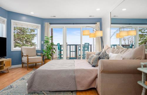 Beach Bliss 211 Balcony Water Views Beach Downtown - Photo 13