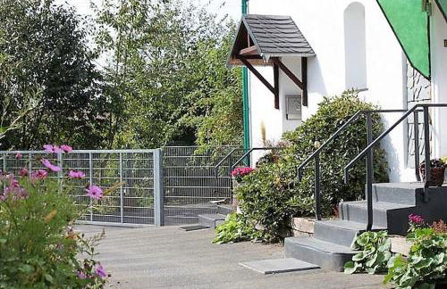 Molehill Shire - Foto 1