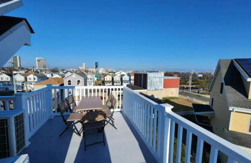 Vista Villa - 3 Bedrooms with Roof Top Deck! - Foto 32