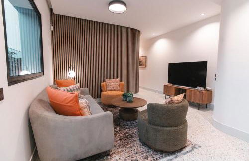 Tita Deluxe - Foto 12