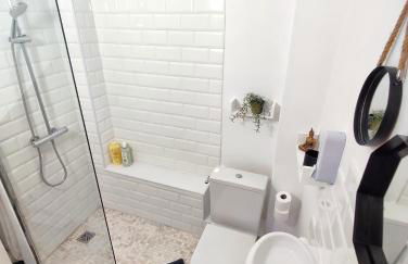 L'appartement de la rivière qui chante - Foto 11