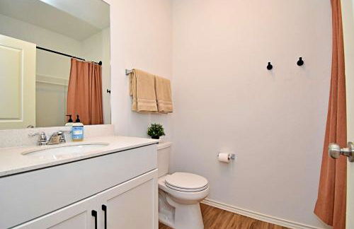 Long-term Stays Family-friendly Communal Pool! - Foto 25