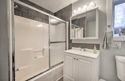 Spacious Family Escape Walk to Lake Michigan! - Foto 19