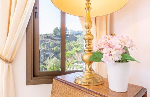 Lilia Barajas - Photo 32