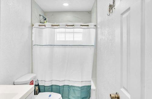 Modern 2br Near Aventura Mall & Sunny Beach - Foto 49