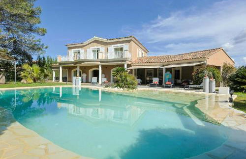 Villa Provençale Avec Vue Sur La Forêt Et Piscine - Foto 20