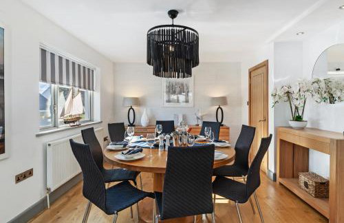 Oaktree Lodge - Luxury Cottage, Hot Tub, Sea Views - Foto 42