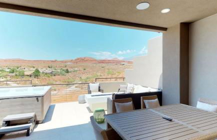 Townhome w Private Hot Tub Air Hockey and more - Foto 59