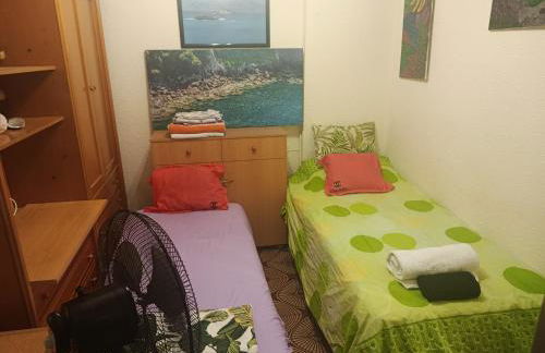 En pleno centro A 5 min de Renfe y bus aeropuerto - Photo 23