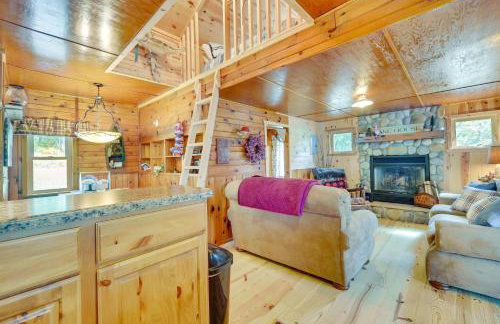 Pet-Friendly Waterfront Minong Cabin with Fire Pit - Foto 8