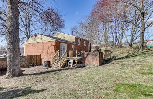 4 Mi to Northwest Stadium Inviting Home! - Foto 26