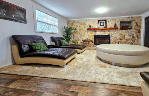 2 Mi to Cocoa Riverfront Park Home with Patio! - Foto 7