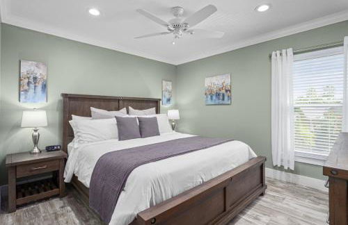 Brand NEW Modern Luxury wPrivate Pool Hot Tub BBQ Home Cinema 2 Miles to Disney - Foto 6