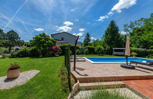 Villa Ornela, summer and sun, ideal for families and pets! - Foto 23