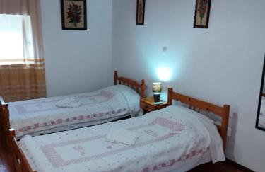 Traditional House with Loft -Michalis' House in Kouramades- - Foto 1