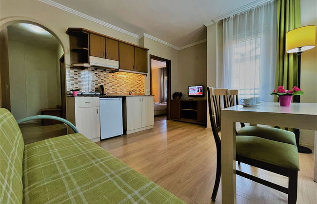 Select Apart Hotel - Foto 6