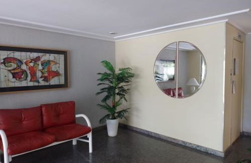 PRIME Beach e Praia do Forte a Pé e Polo Gourmet com carro no estacionamento. - Foto 18