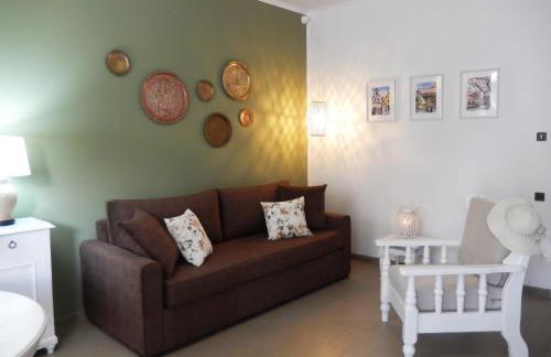 Portico Cozy Home - Photo 49