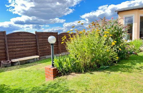 "Elbparadies" Ferienhaus am Niegripper See mit Pool - Photo 14