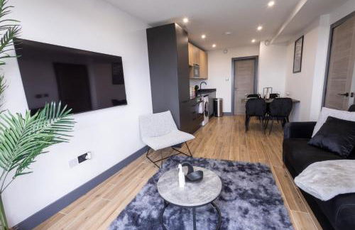 Brand-New Top-Floor Flat with Stunning Balcony & Parking - Foto 21