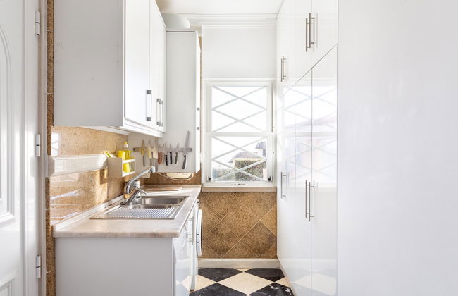 JOIVY Splendid 4-BR House w/Swimming Pool & Sea View - Foto 21