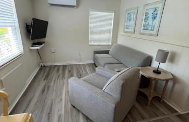 Venice Beach Villas - Photo 1