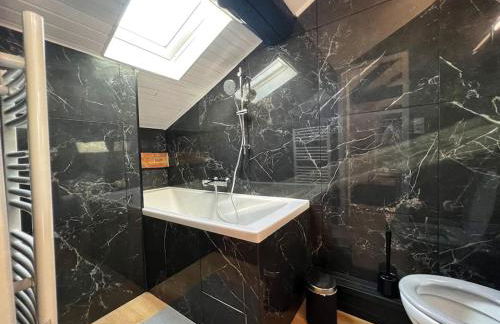 Le Germinal - Studio climatisé calme proche du métro - Foto 3