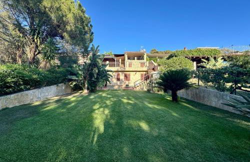 Palm house - seaside vacation home! - Foto 1