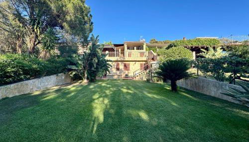 Palm house - seaside vacation home! - Foto 1, Garden, Garden view