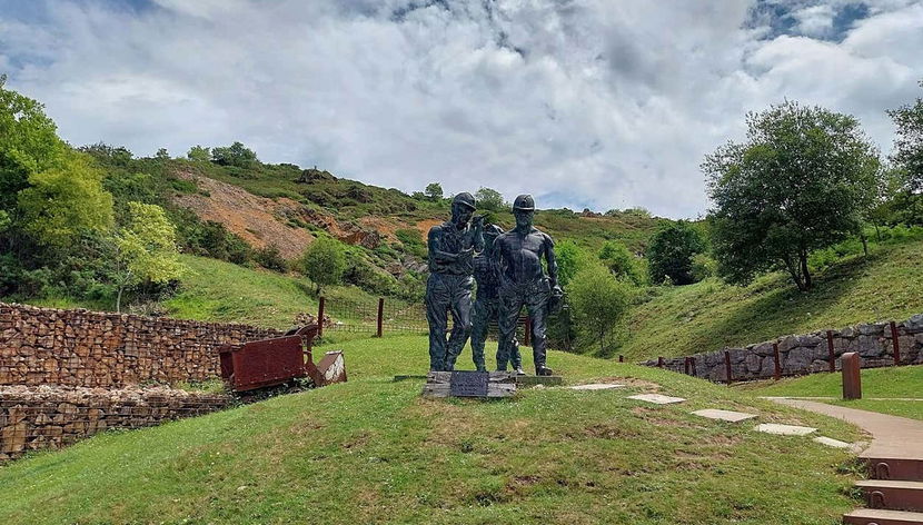 Excursión a la Cueva El Soplao desde Torrelavega - Foto 2