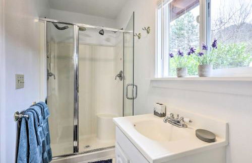 Wine Country Retreat at Private Creekside House! - Foto 17