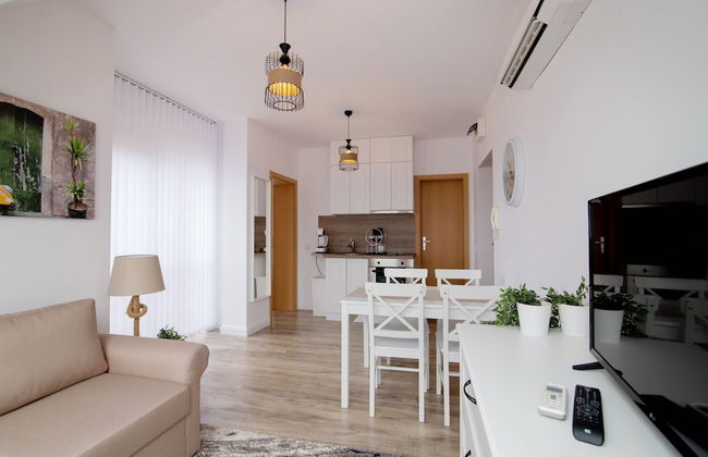 Brand New Apartment With Pool, gym and Playground - Foto 14