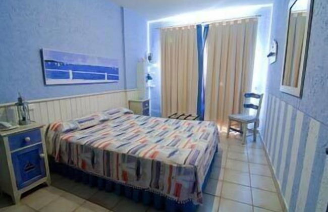 Aparthotel La Espadaña - Foto 8