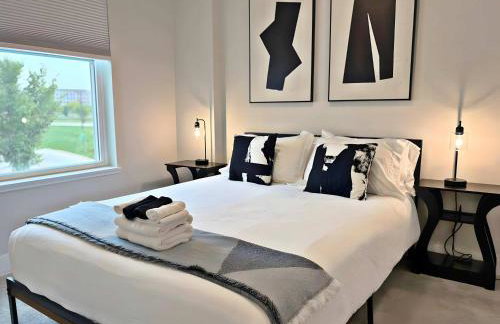 Modern 4BR Townhouse with Parking & Lake Views - WVille rep 4 - Foto 35