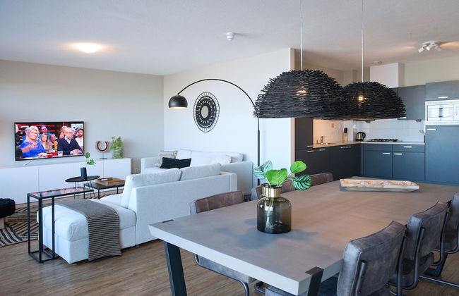 Two Room Apartment Overlooking the Harbor - Foto 45