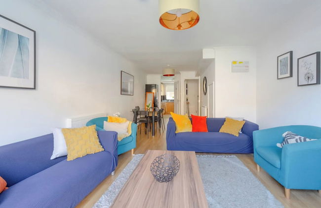 Lovely 4 Bed House w Garden, 1 Stop to Waterloo - Foto 27