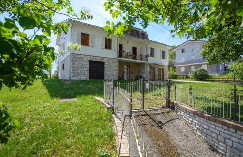 Amazing Apartment In Montefelcino - Photo 11