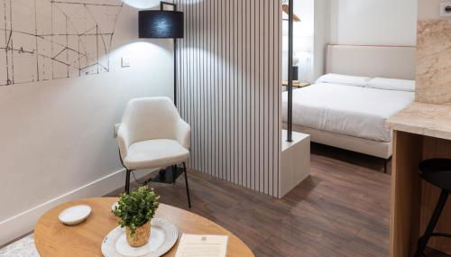 Casa del Reloj Boutique, vistas catedral, parking cercano - Foto 4