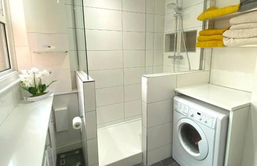 Deluxe Three Bed BnB in Henley-on-Thames near Station River & Town Centre - Foto 48