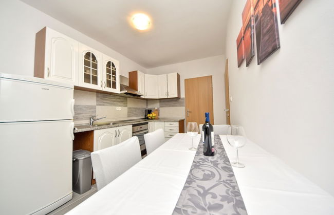 Apartmani Robi i Kristina - Photo 30