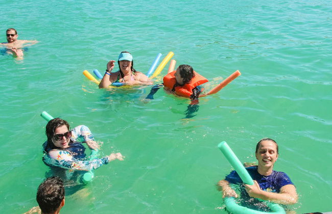 Morro do Careca Boat Trip - Foto 2