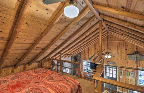 Scenic Greers Ferry Cabin with Deck and Fire Pit! - Foto 17