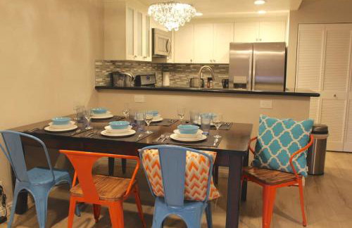 MAGICAL Xcape, POOLS-SPA, WALK 2 DISNEY, CENTRAL AC-HEAT, FULLY EQUIPPED, 2 FREE PARKING SPACES, OWNER MGMT - Foto 20