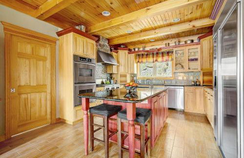 Secluded & Spacious Mountain Getaway - Foto 12