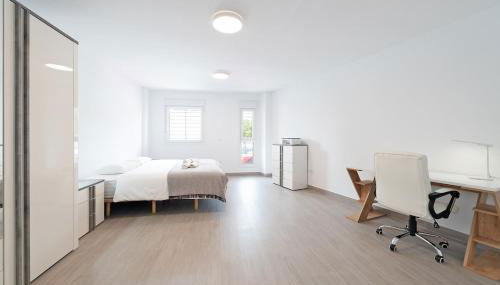 Hogar luminoso y amplio cerca del Mediterráneo - Photo 3