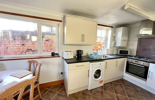 Purple Cloud Cottage - Photo 11