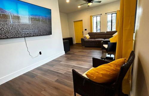 Sunny Delight Home Near Airport - Foto 20