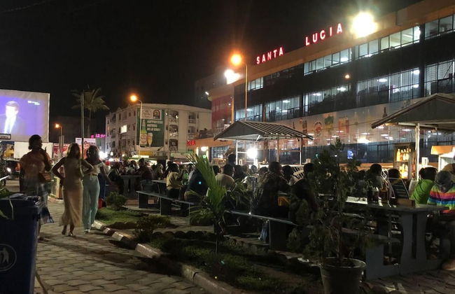 1 Bed Studio Sleeps 2 - Canal Views, Balcony, Wifi - Foto 19