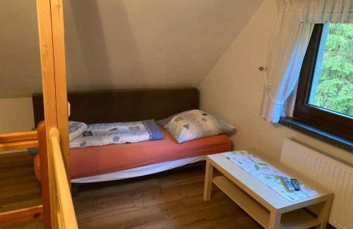 Kleines Haus am Waldrand, Haustiere auf Nachfrage - Foto 19