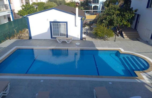 Beautiful and Large 3-bed Villa in Lapta, Cyprus - Foto 16